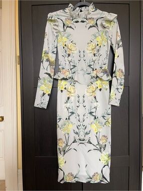 Ruffle Neck Floral Midi Dress in Light Gray and Yellow
